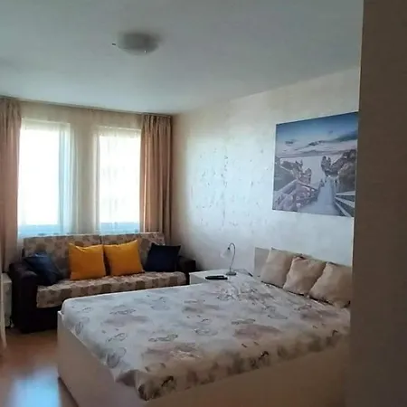 Двустаен Апартамент-Шато Несебър Apartment *
