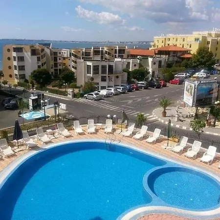 Apartment Двустаен Апартамент-Шато Несебър