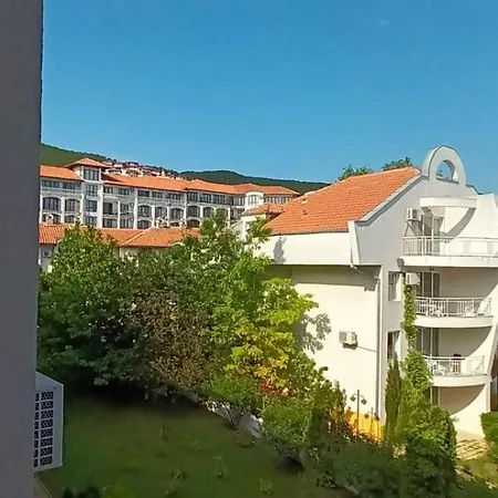 Apartment Двустаен Апартамент-Шато Несебър